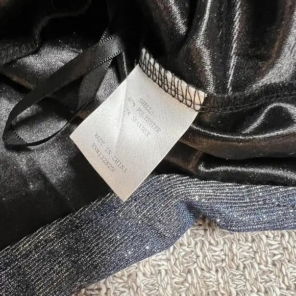 Glitter Top - Picture 5 of 6